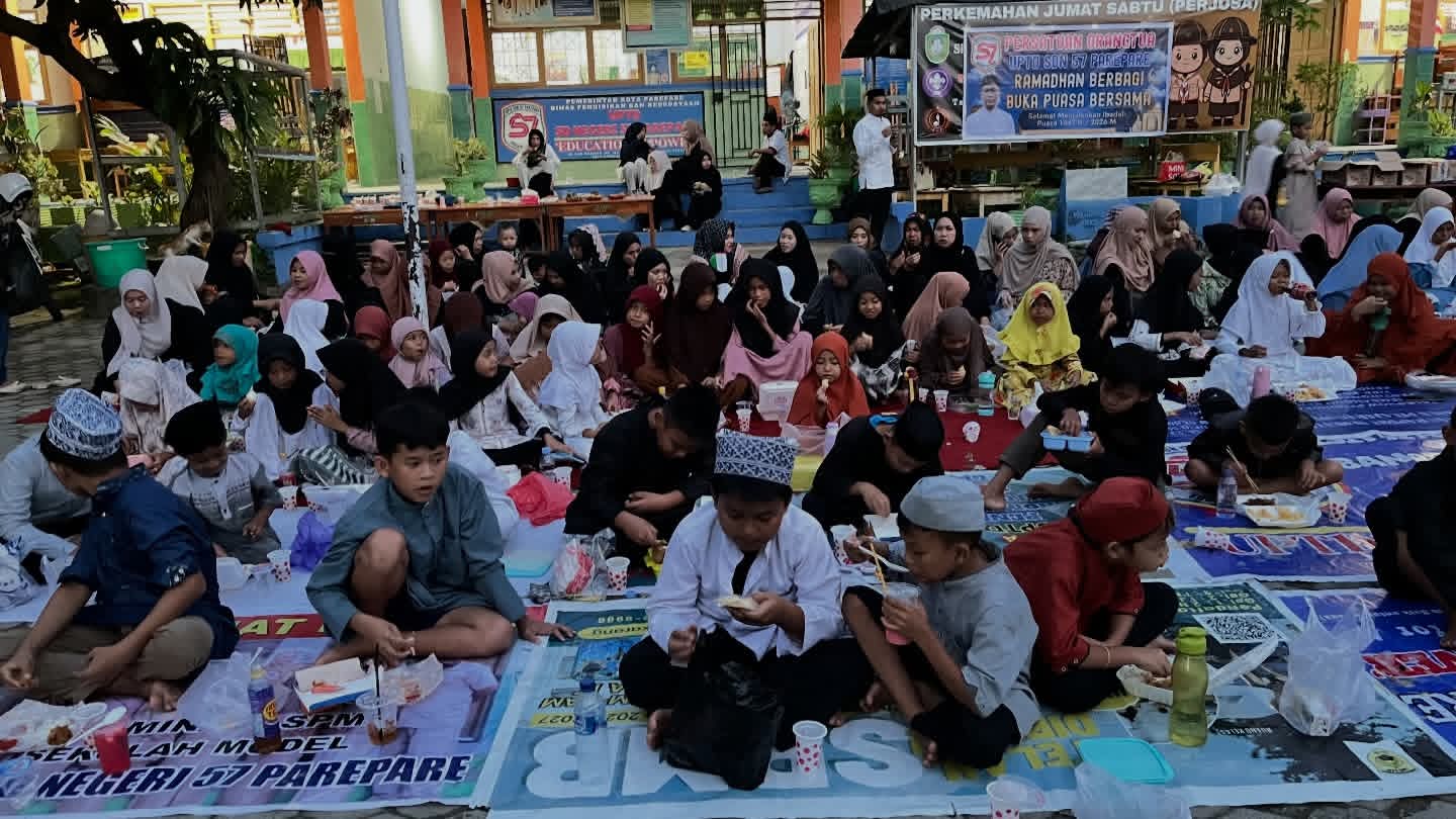 Kegiatan Literasi Membaca di Perpustakaan